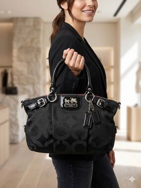 Coach Madison Sophia Satchel Signature Op Art Black Patent Leather 18650